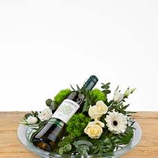 Flowerpiece White with wine