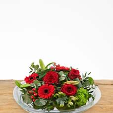 Flower arrangement red