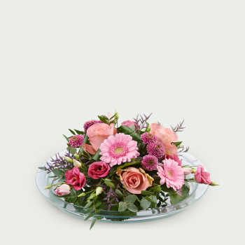Flower arrangement pink